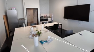 Meeting & Lunchroom